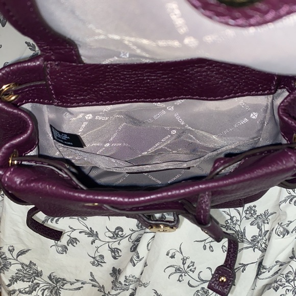 Mickeal Kors mini backpack purse, mauve colour size small - Picture 4 of 4